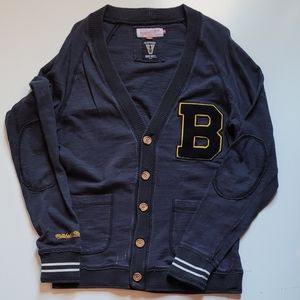 Mitchell and ness bruins v-neck button-down sweater men's medium